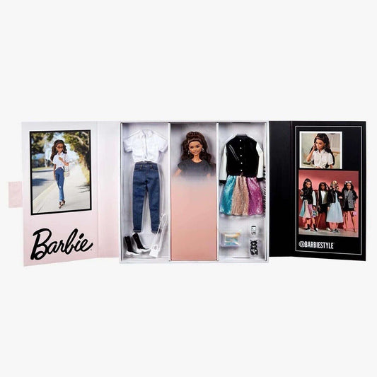 Barbie Signature @Barbiestyle Doll Barbie HCB75